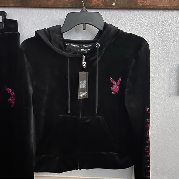 PLAYBOY Black and Pink Velour Set - Picture 9 of 10
